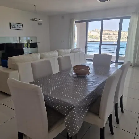 Appartamento Seafront At Waters' Edge *