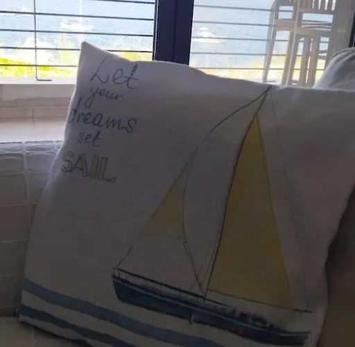 Seafront At Waters' Edge Апартаменты Сент-Полс-Бей