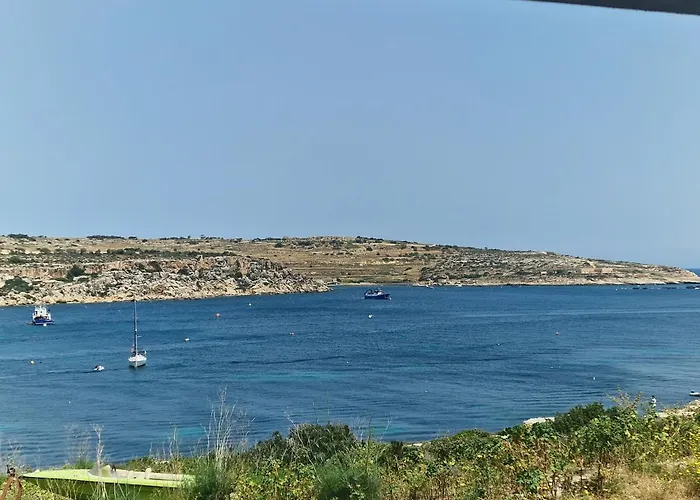 Апартаменты Seafront At Waters' Edge