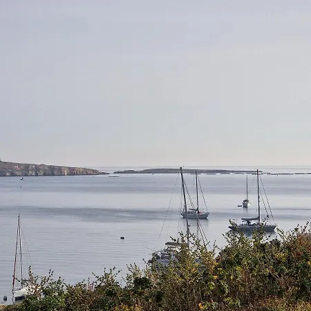 Seafront At Waters' Edge Lejlighed